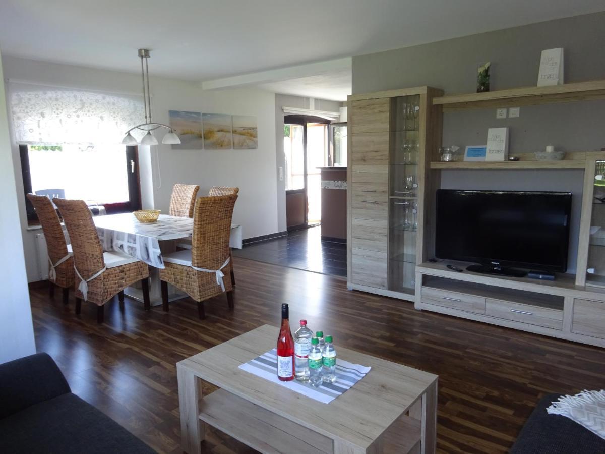 Ferienwohnung Schwiemann, Erdgeschoss Cadenberge Dış mekan fotoğraf